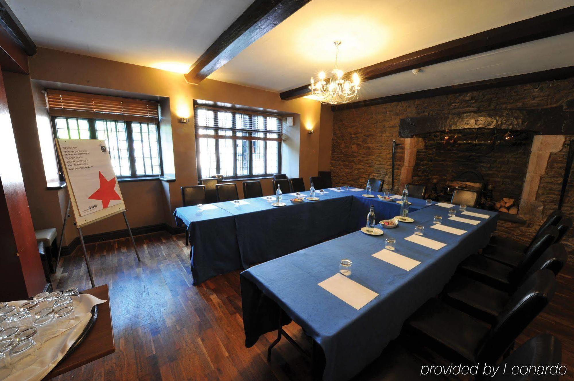 Cwrt Bleddyn Hotel & Spa Ъск Бизнес снимка